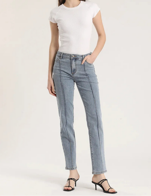 jeans-mujer-slim-tiro-medio-alforza-denim-azul