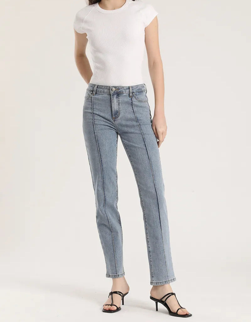 jeans-mujer-slim-tiro-medio-alforza-denim-azul