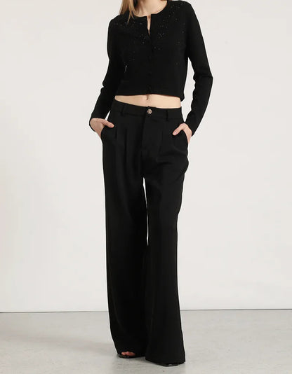 pantalon-mujer-ancho-pinzas-tiro-alto-negro
