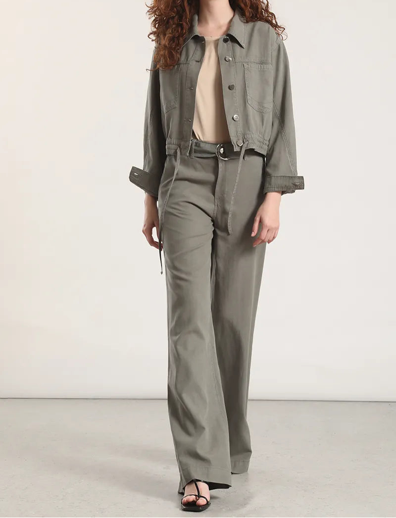 chaqueta-mujer-cazadora-con-proceso-lyocell-lino-militar