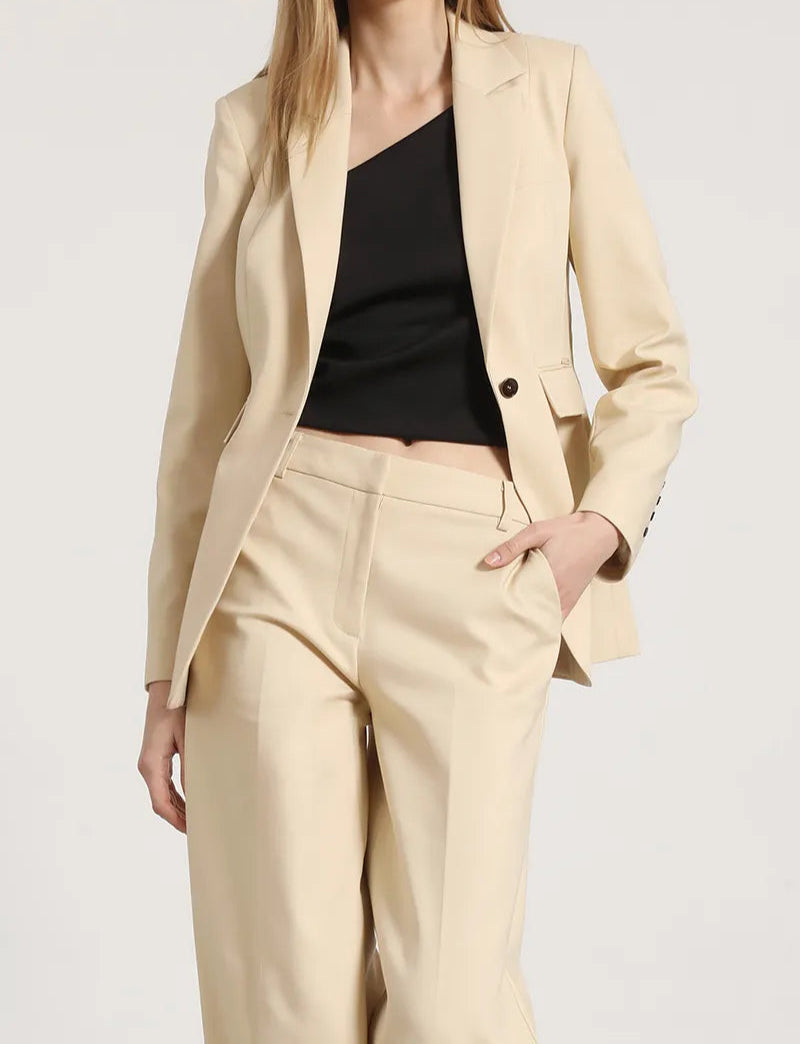 blazer-mujer-entallado-clasico-beige