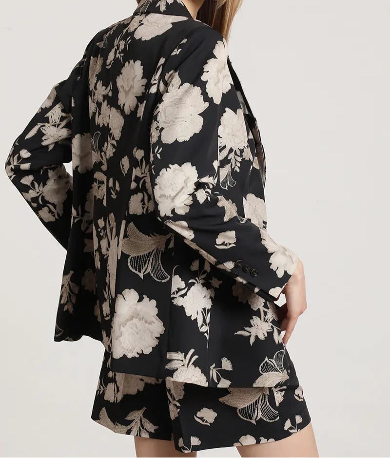Blazer Mujer Entallado Estampado Negro