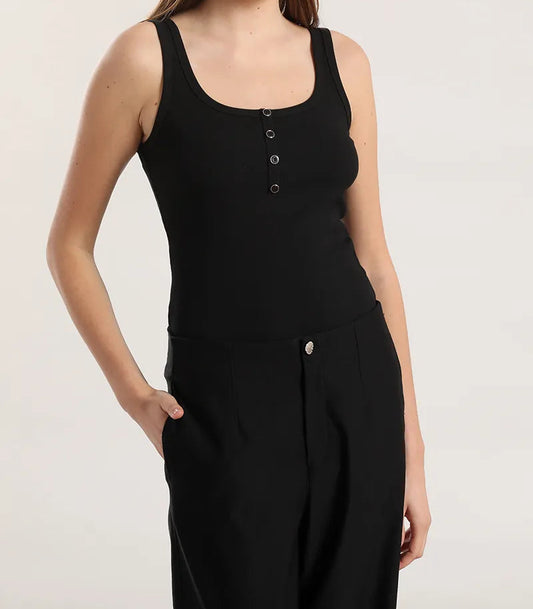 polera-mujer-top-botones-algodón-ribb-negro
