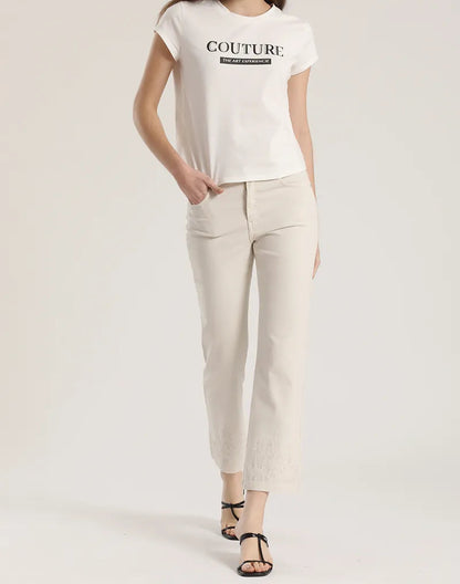jeans-mujer-color-slim-tiro-medio-bordado-masilla