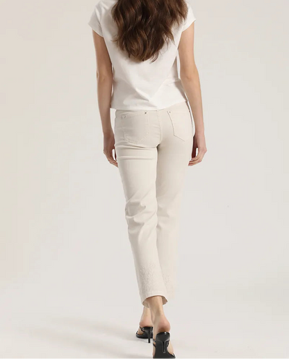 Jeans Mujer Color Slim Tiro Medio Bordado Masilla