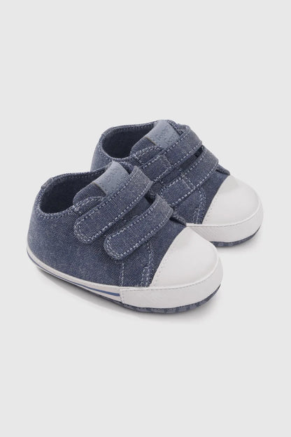Zapatilla Bebé Niño Urbana con cierre de velcro Azul