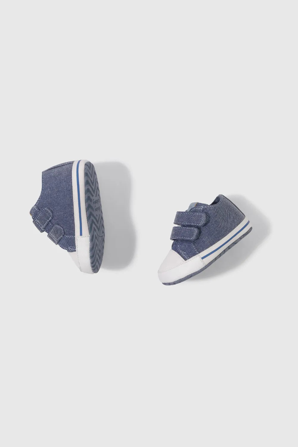 Zapatilla Bebé Niño Urbana con cierre de velcro Azul