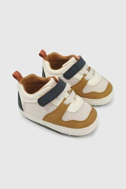 Zapatilla Bebé Niño Urbana Con Velcro Multicolor