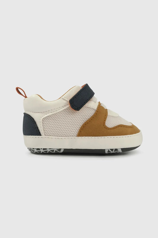 Zapatilla Bebé Niño Urbana Con Velcro Multicolor