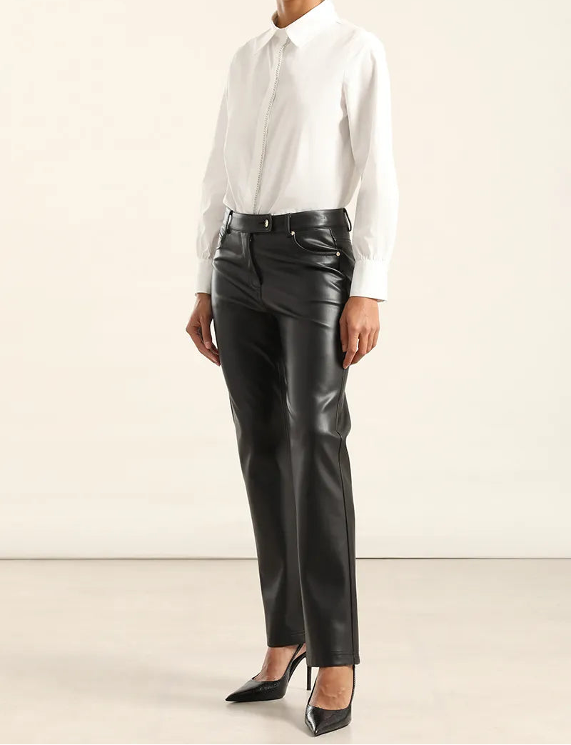 Pantalon Mujer Slim Tiro Medio Efecto Cuero Negro