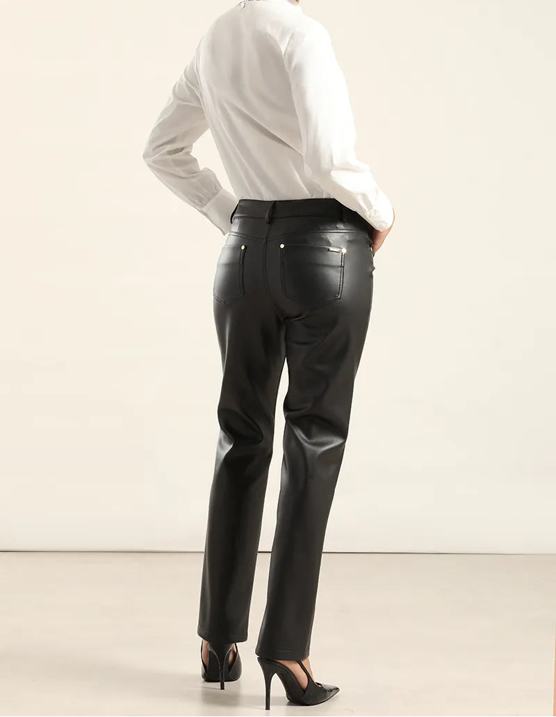 Pantalon Mujer Slim Tiro Medio Efecto Cuero Negro