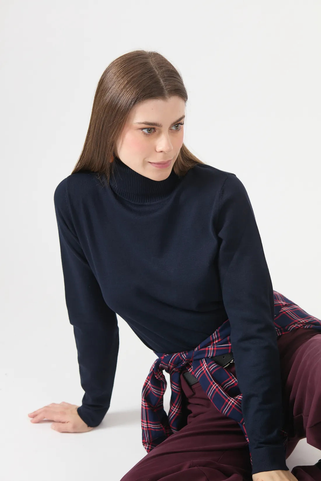 Sweater Mujer Cuello Alto Azul Marino