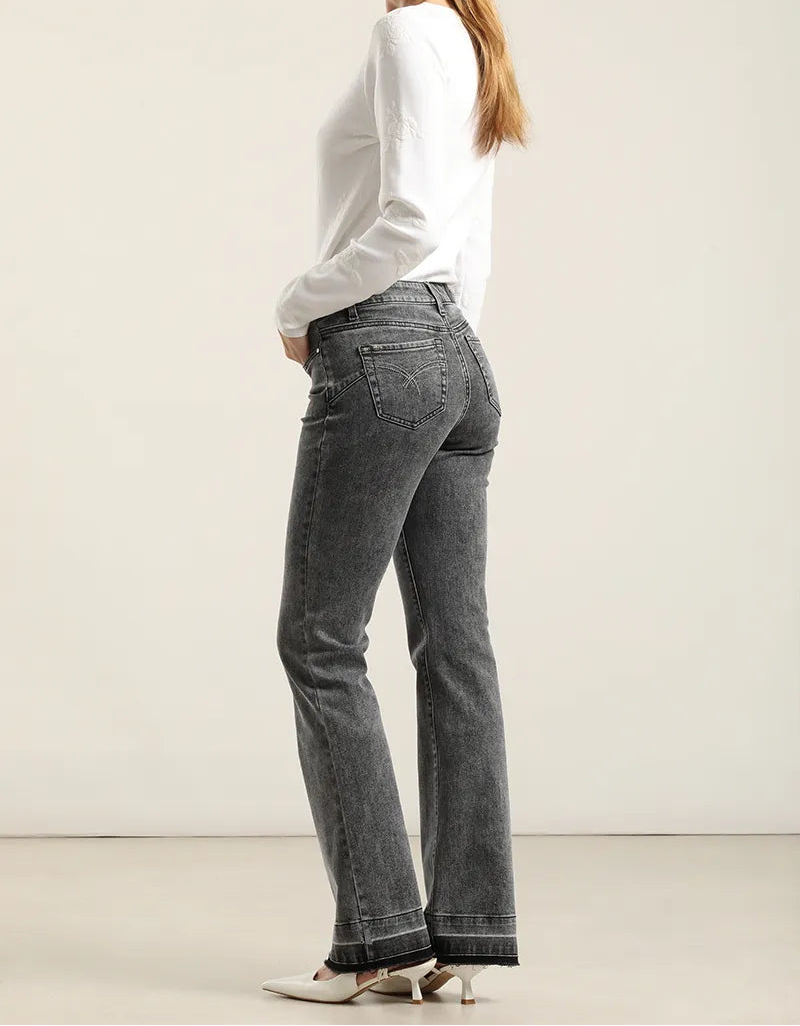 Jeans Mujer Bootcut Tiro Medio Gris
