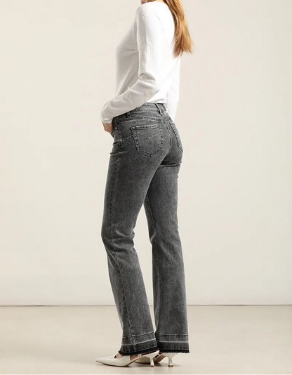 Jeans Mujer Bootcut Tiro Medio Gris