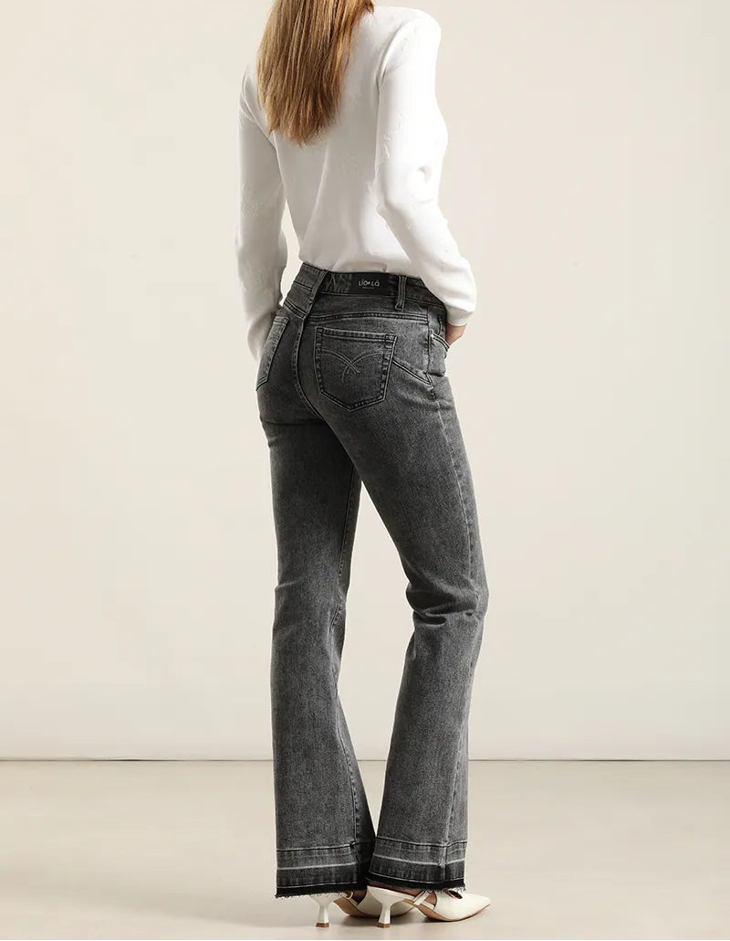 Jeans Mujer Bootcut Tiro Medio Gris