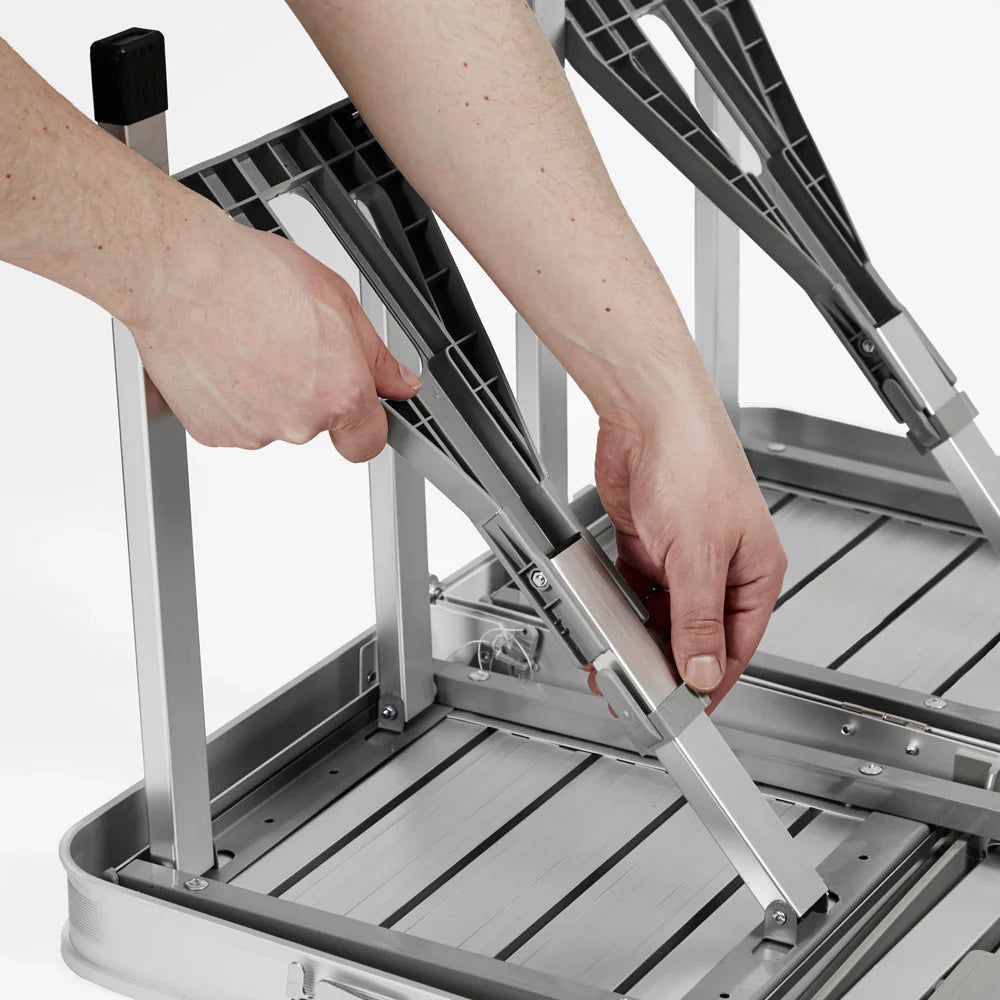 Mesa De Aluminio Plegable Dyne 4 Personas Camping