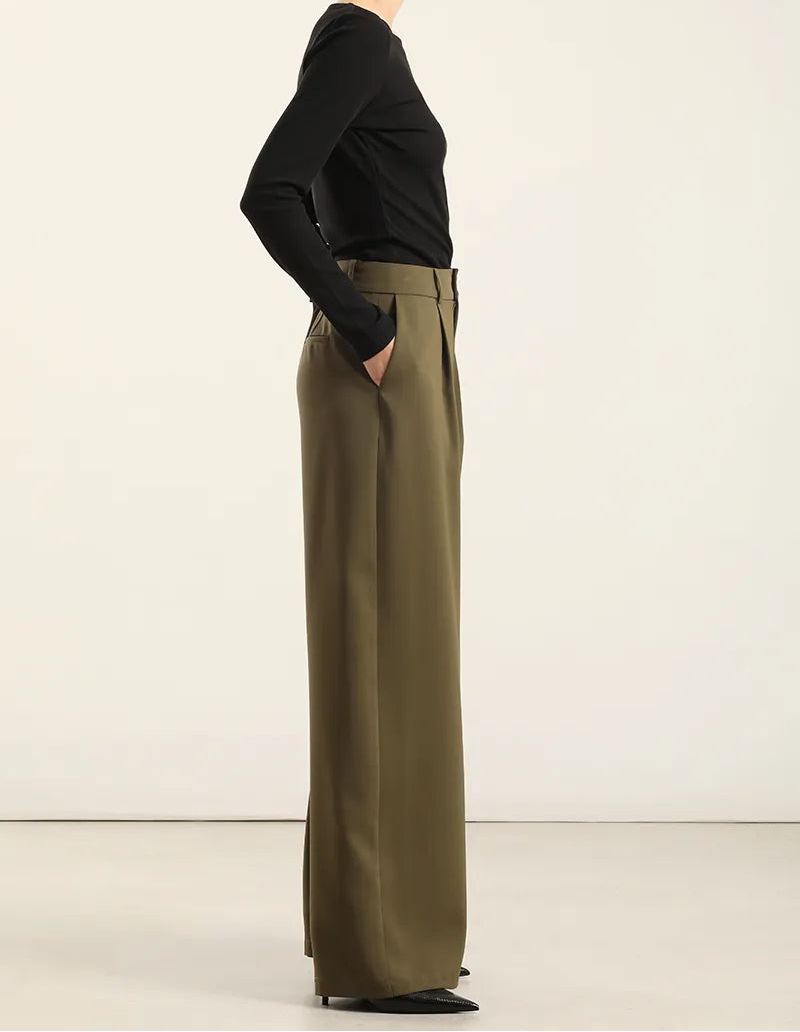 Pantalon Mujer Ancho Con Pinza Militar