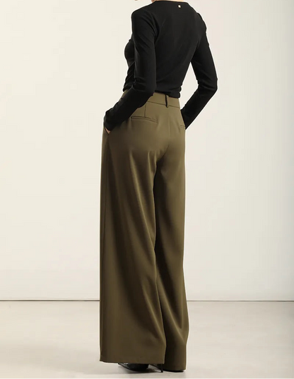 Pantalon Mujer Ancho Con Pinza Militar
