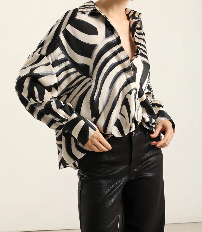 Blusa Mujer Satin Estampado Nudo Negro