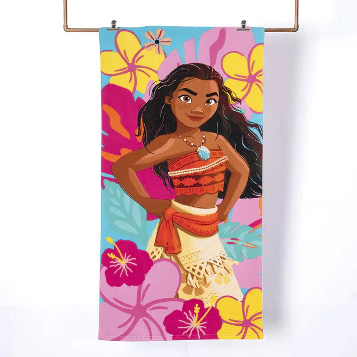 toalla-playa-niña-con-bolso-70x140-cm-moana-fear