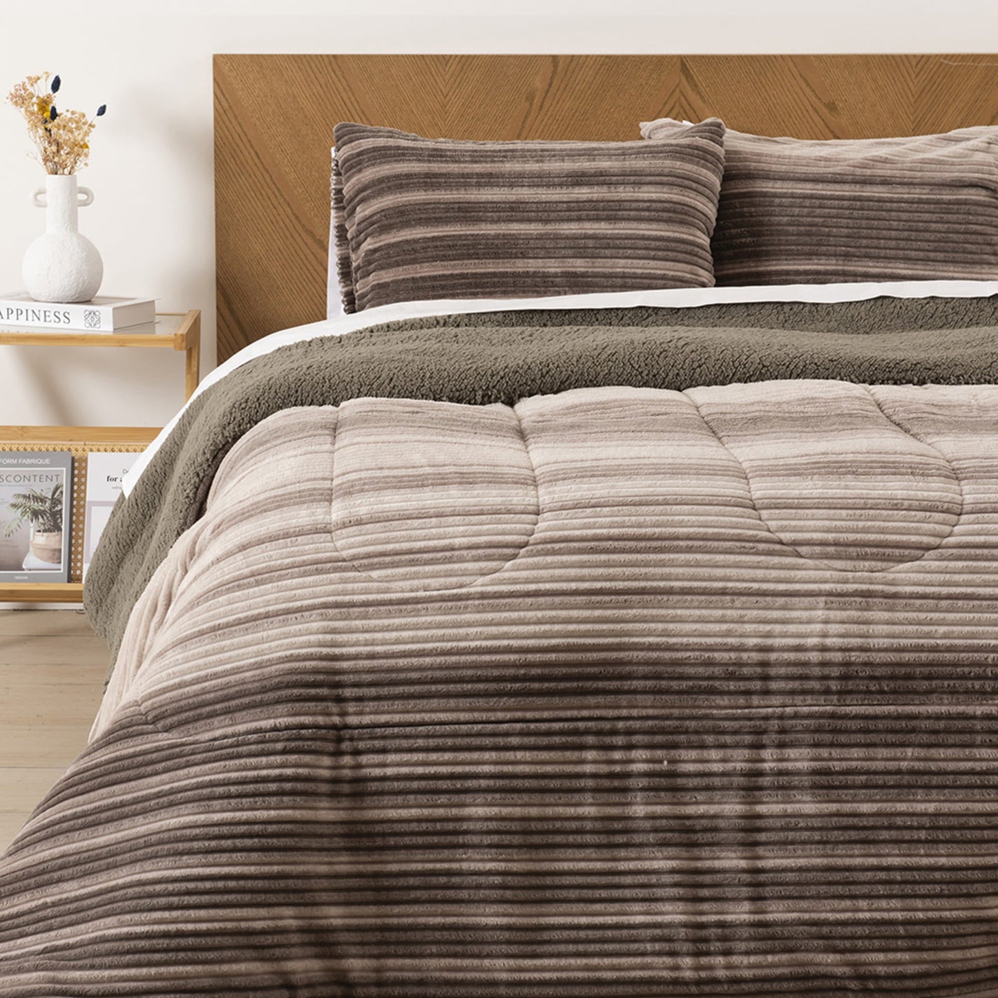 Plumón Corduroy Coral Sherpa Líneas Vison