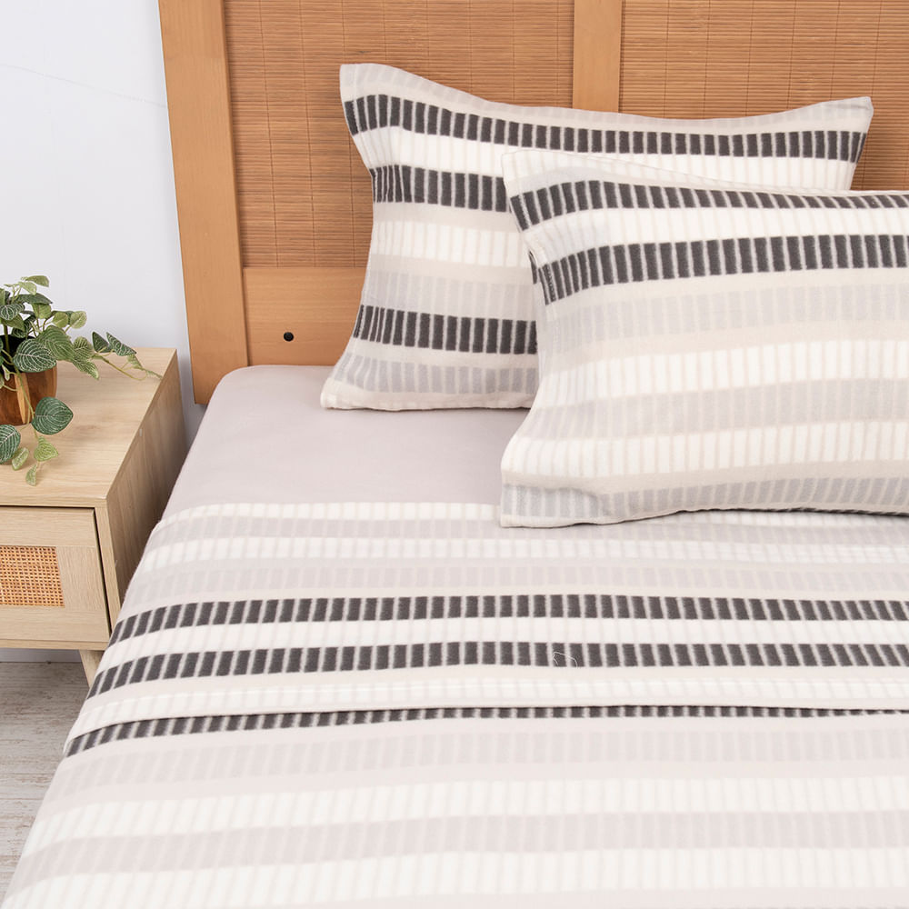 Juego Sabana Polar Estampada Gris