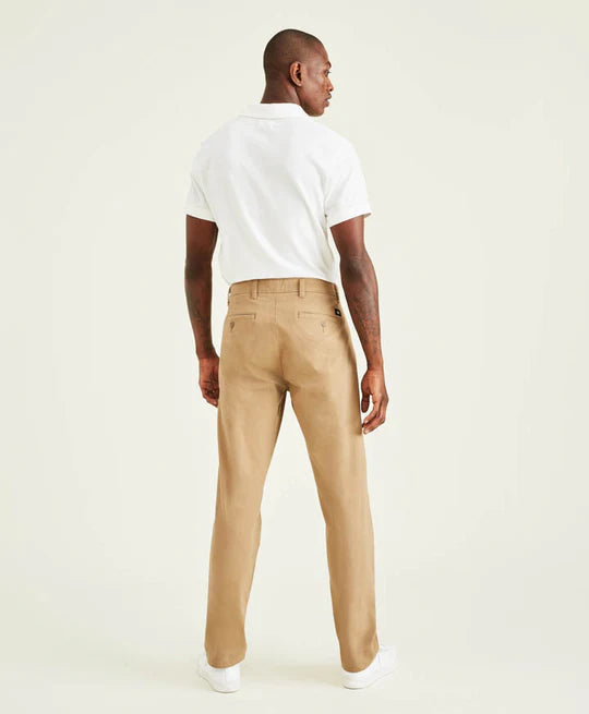 Pantalón Hombre Ultimate 360 Chino Straight Khai