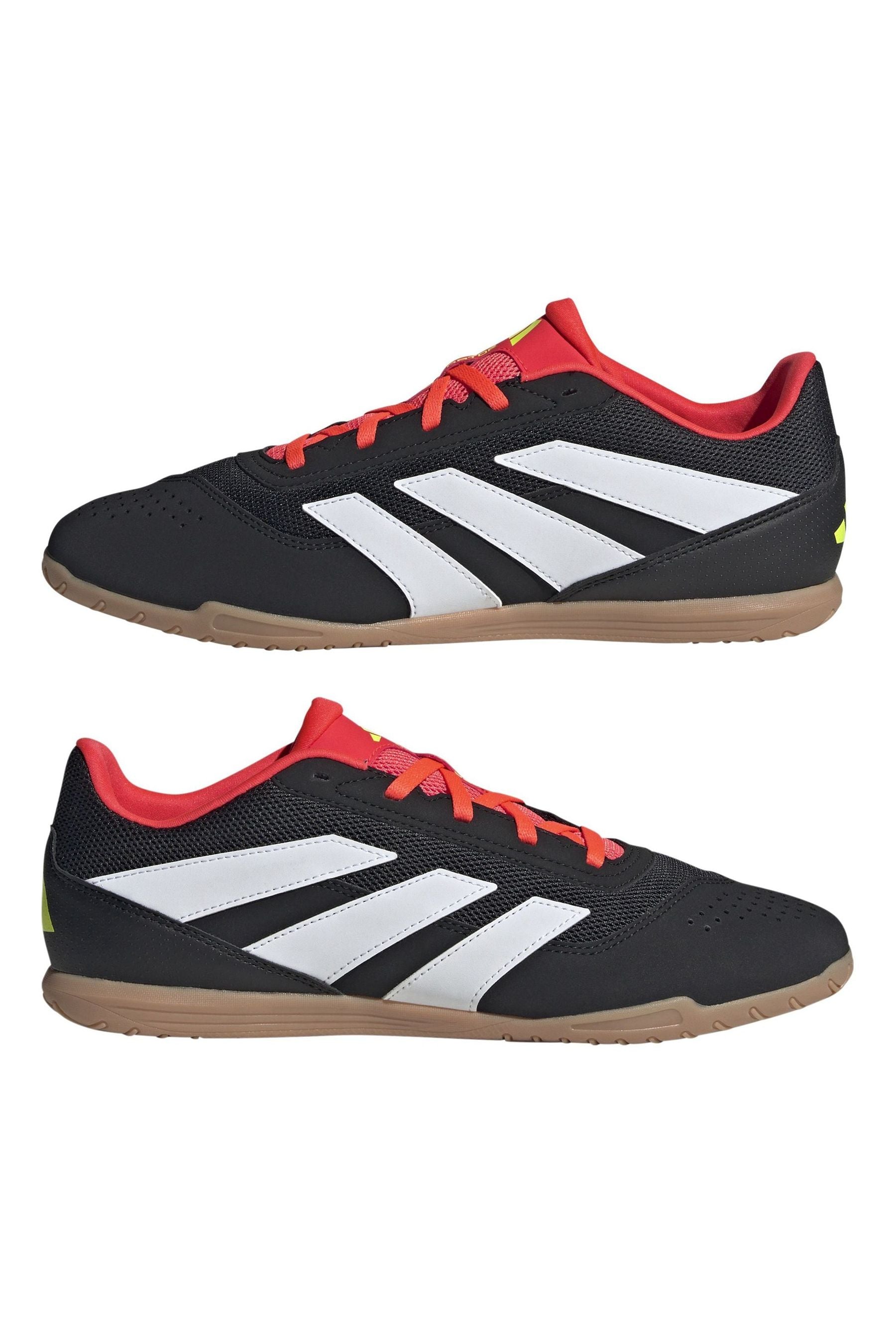 zapatillas-niño-fútbol-predator-club-fútsal-cancha-cubierta