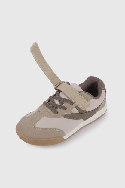 Zapatilla Niño Urbana Café y Camel