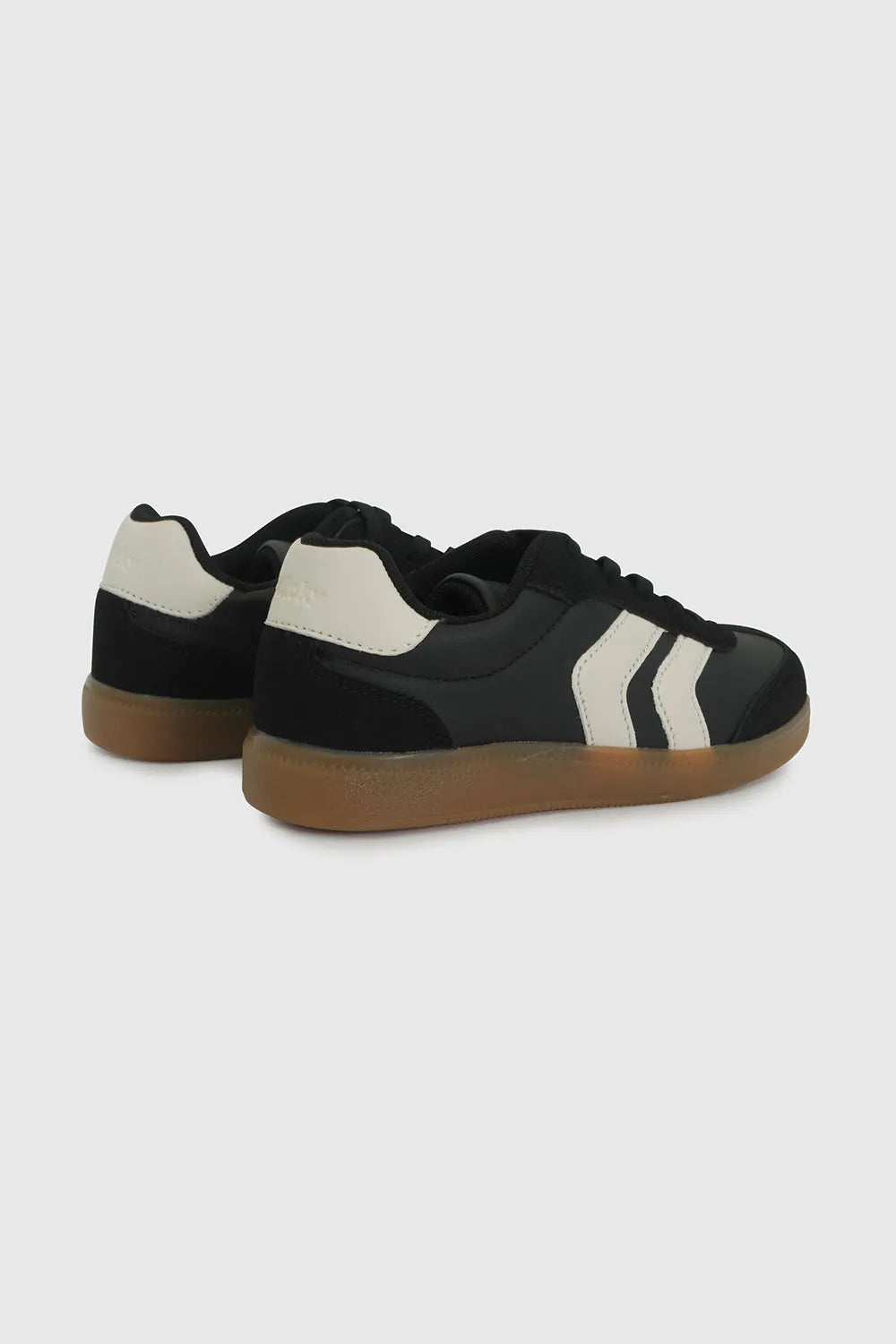 Zapatilla Niño tokio negra