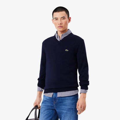 sweater-hombre-regular-y-cuello-en-v-azul-marino