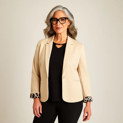 Blazer Mujer Beige con Puños Animal Print