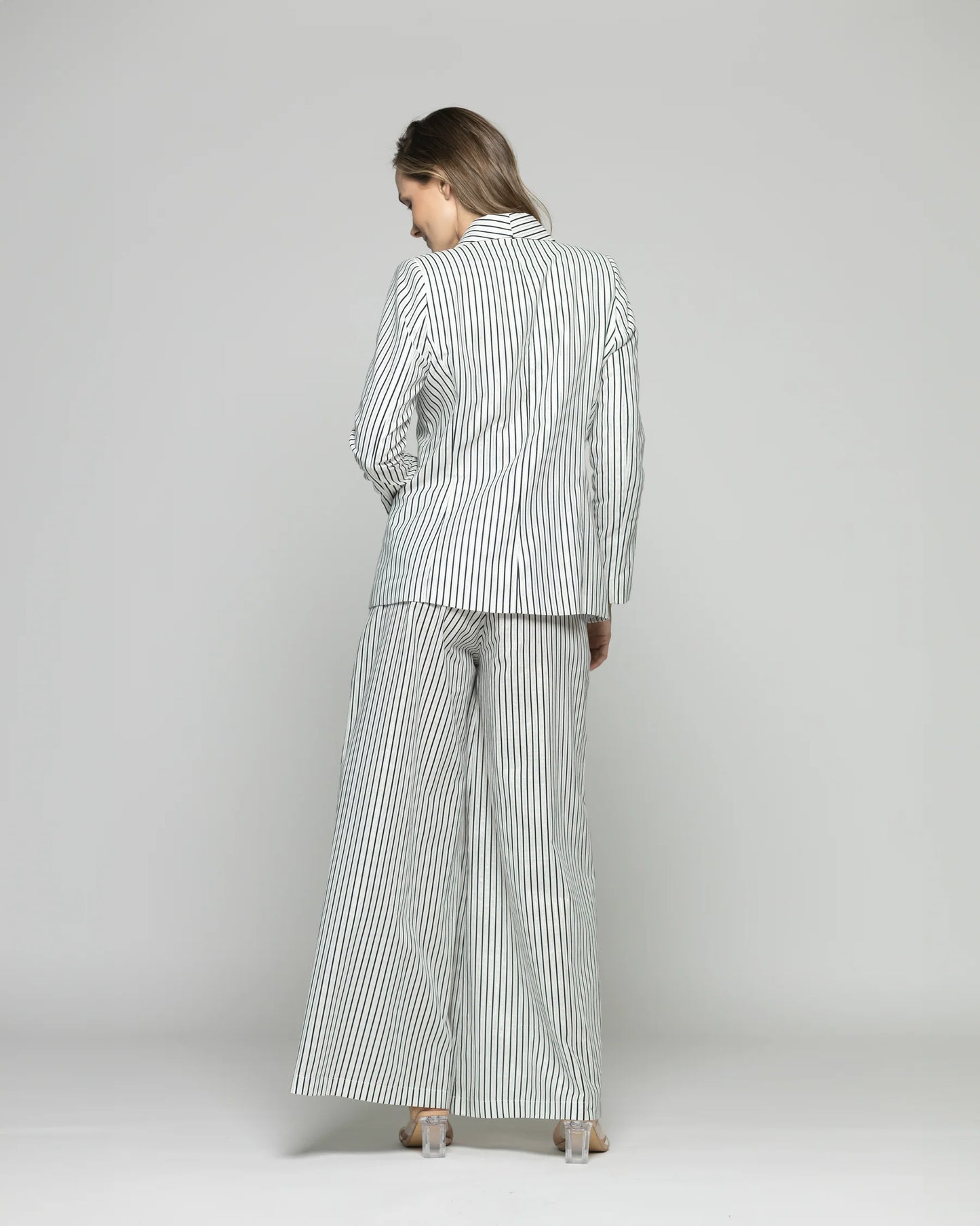 Blazer Mujer Liatris Largo Clásico Algodón Rayas Negro Y Blanco Ludovica
