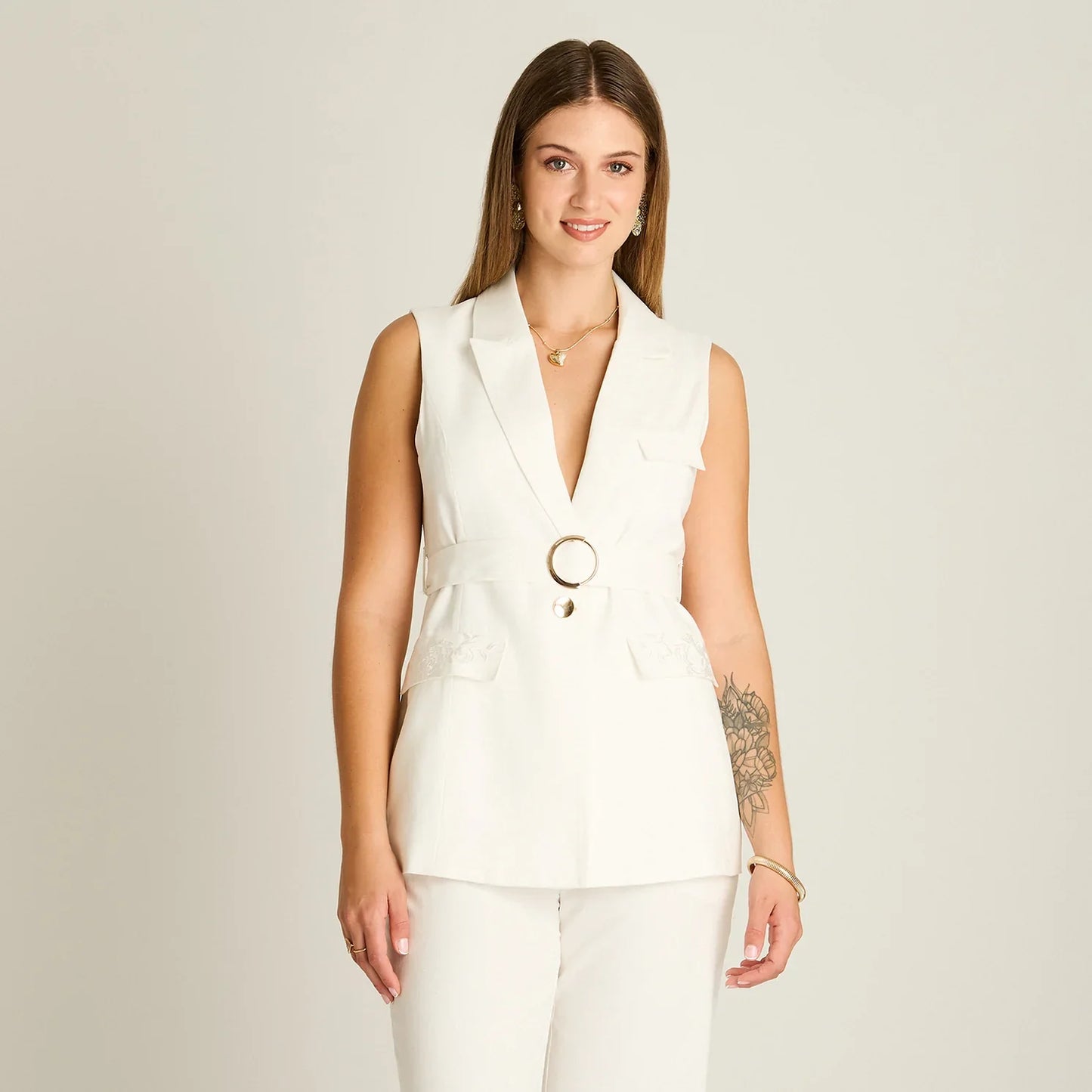 Blazer Mujer Sin Mangas con Bordado En Bolsillos y Cinturón Crudo