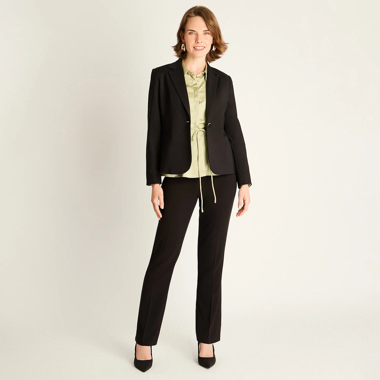 Blazer Mujer Negro de Corte Clásico
