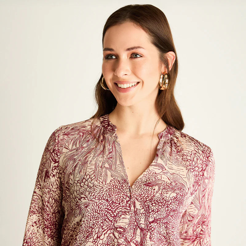 Blusa Mujer Arena Estampada Cuello Redondo