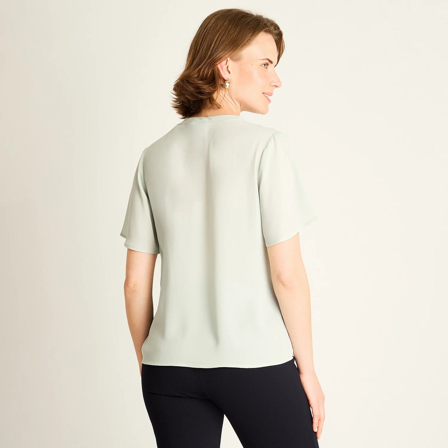 Blusa Mujer Menta con Bolsillos Frontales
