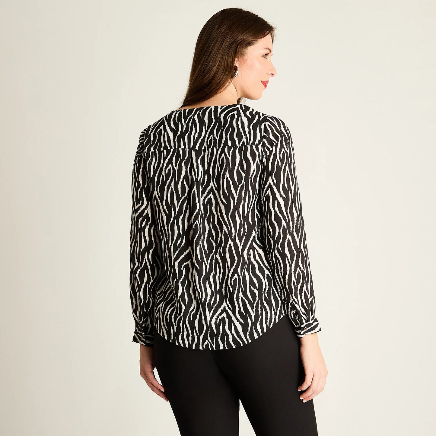 Blusa Mujer Negra Estampado Animal Print
