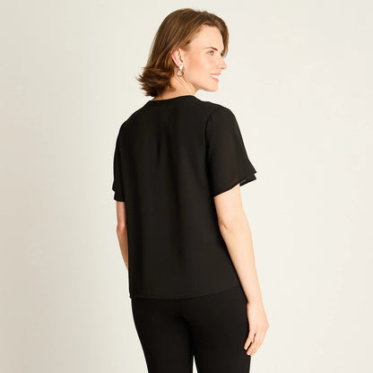 Blusa Mujer Negra con Bolsillos Frontales