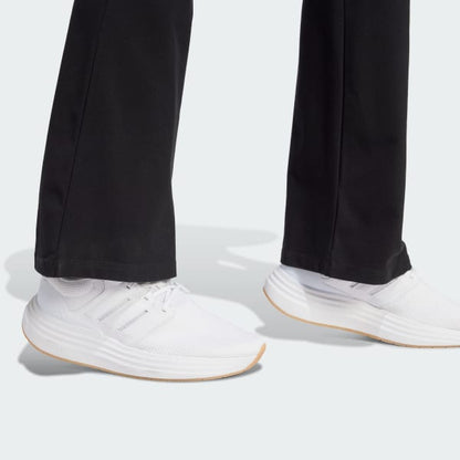 Calza Mujer Acampanadas Essentials Logo Pequeño Negro