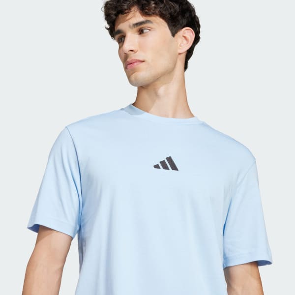 Polera Hombre Essentials Small Logo de Punto Sencillo Celeste