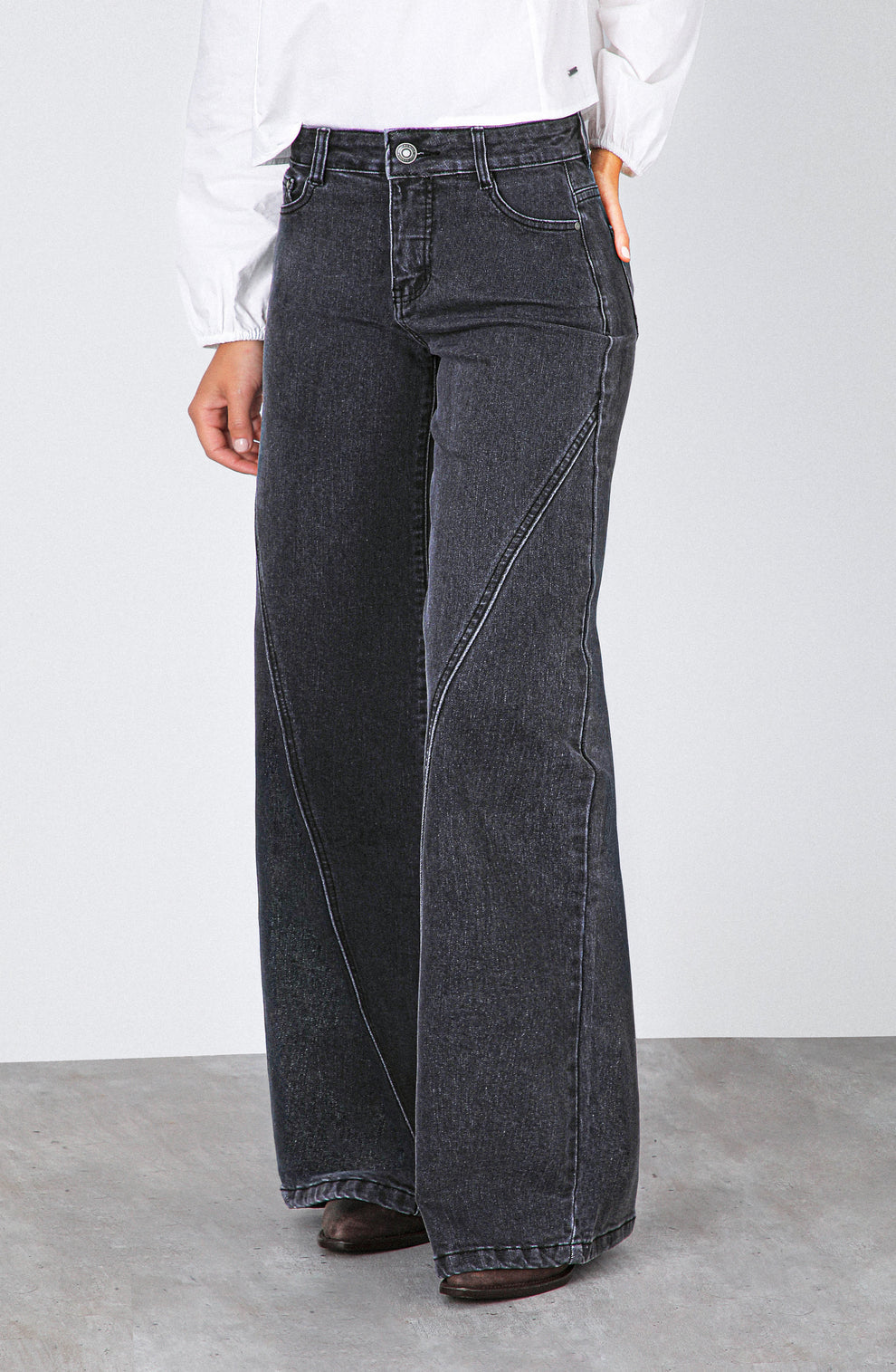 Pantalón Mujer Corte Pierna Black