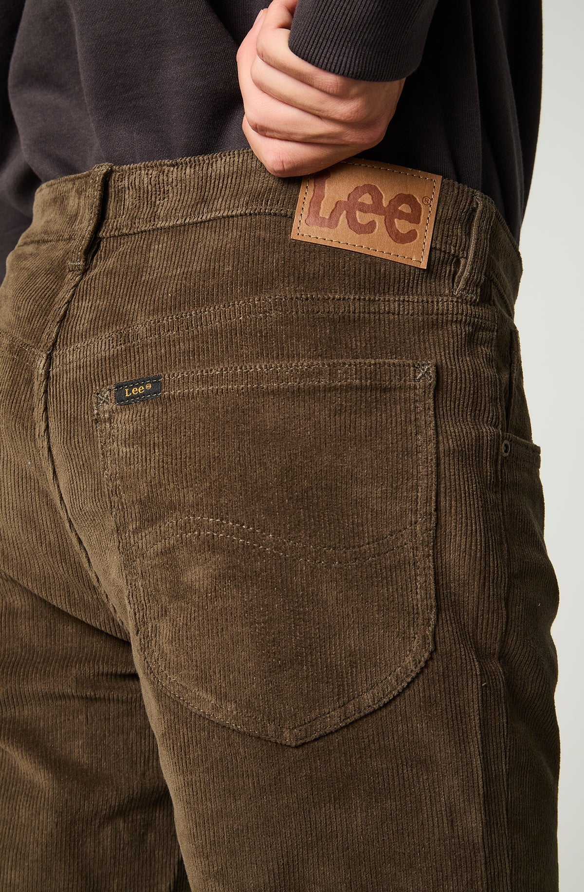 Pantalon Hombre Regular Verde Militar Daren Cotele