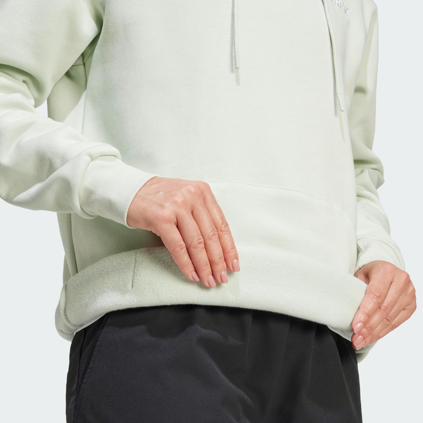 Poleron Mujer Capucha Terrex Multi Logo Pequeño Verde