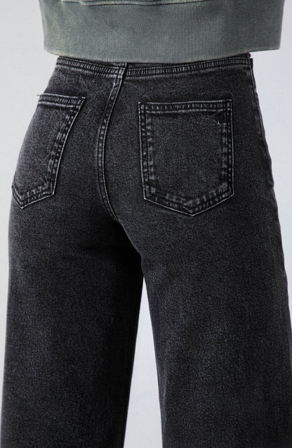 Pantalón Mujer Cortes Tachas Black