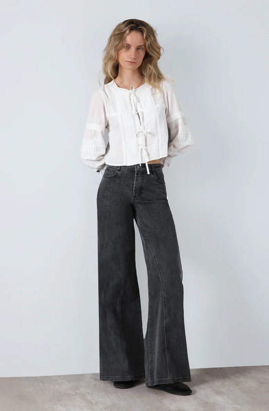 pantalón-mujer-corte-entrepierna-black