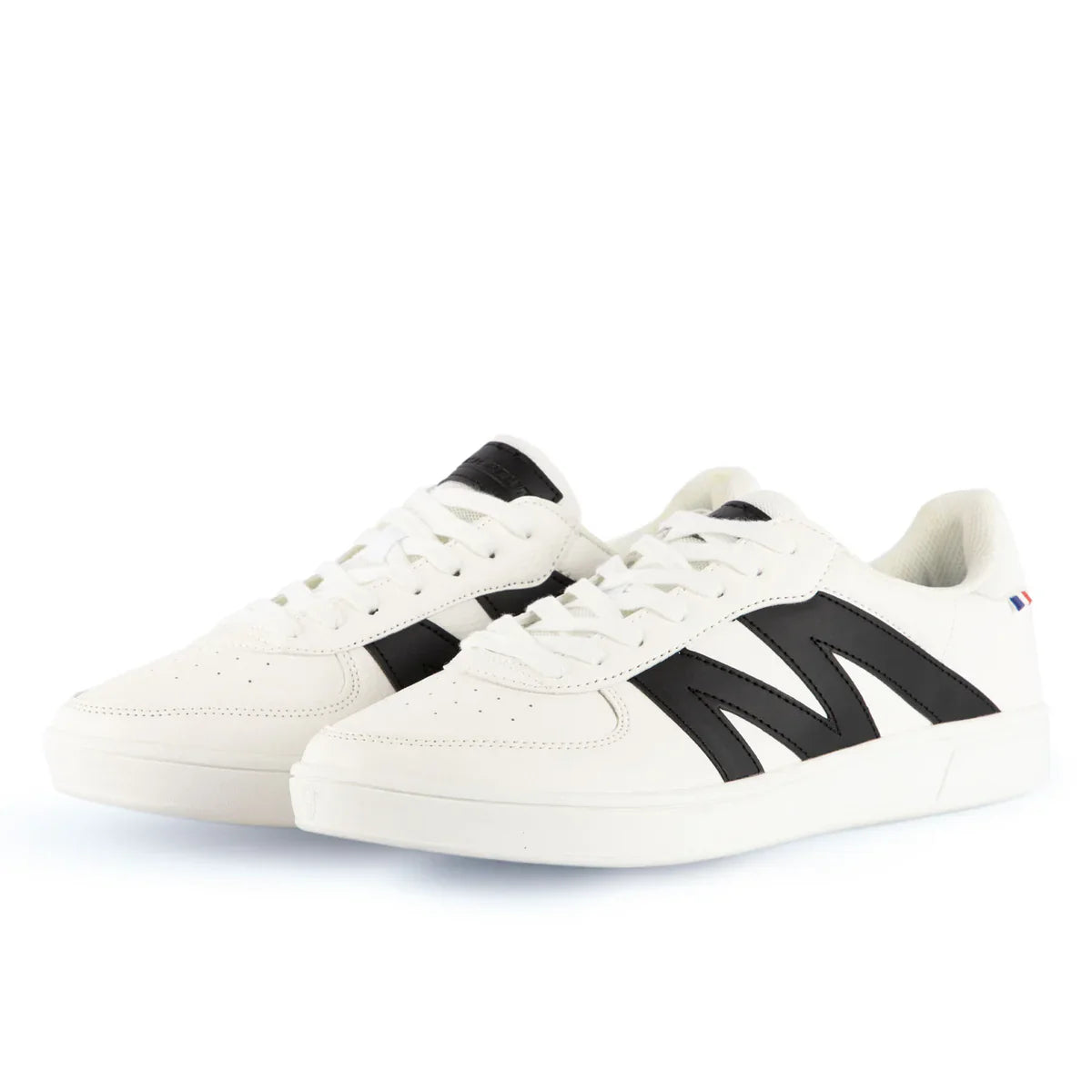 zapatilla-mujer-urbana-street-blanco-negro-footwear-ps20