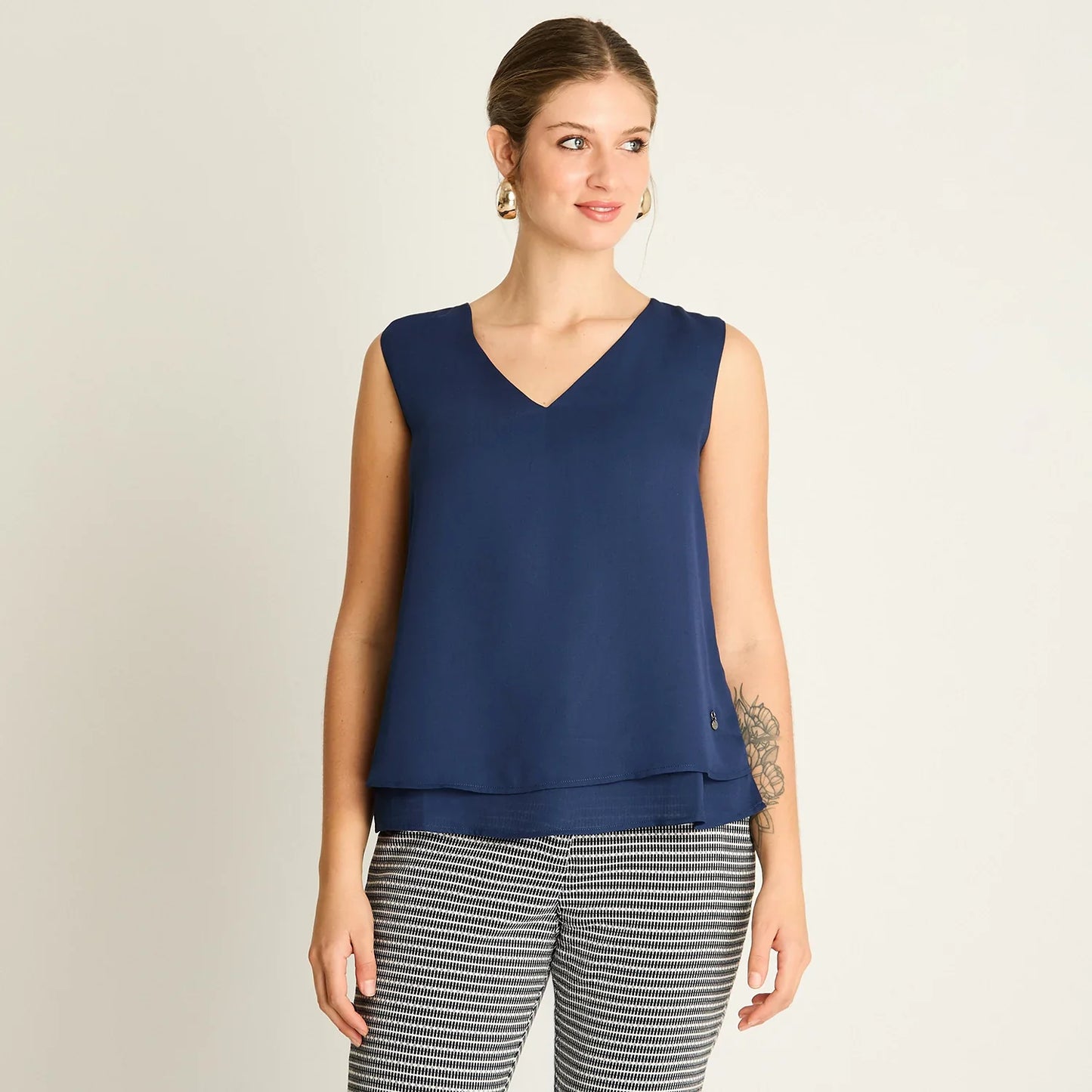 Peto Mujer Azul Escote V con Volante