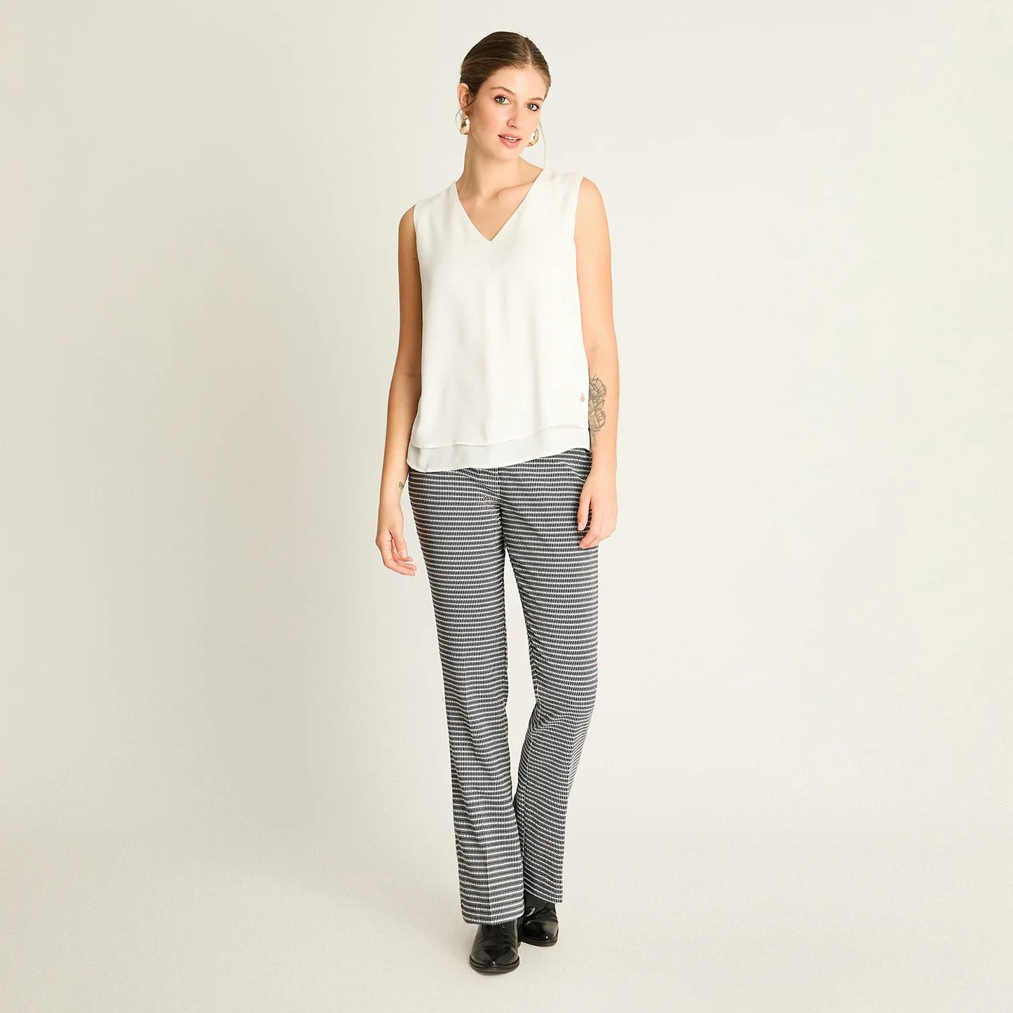 Peto Mujer Crudo con Escote V y Volante