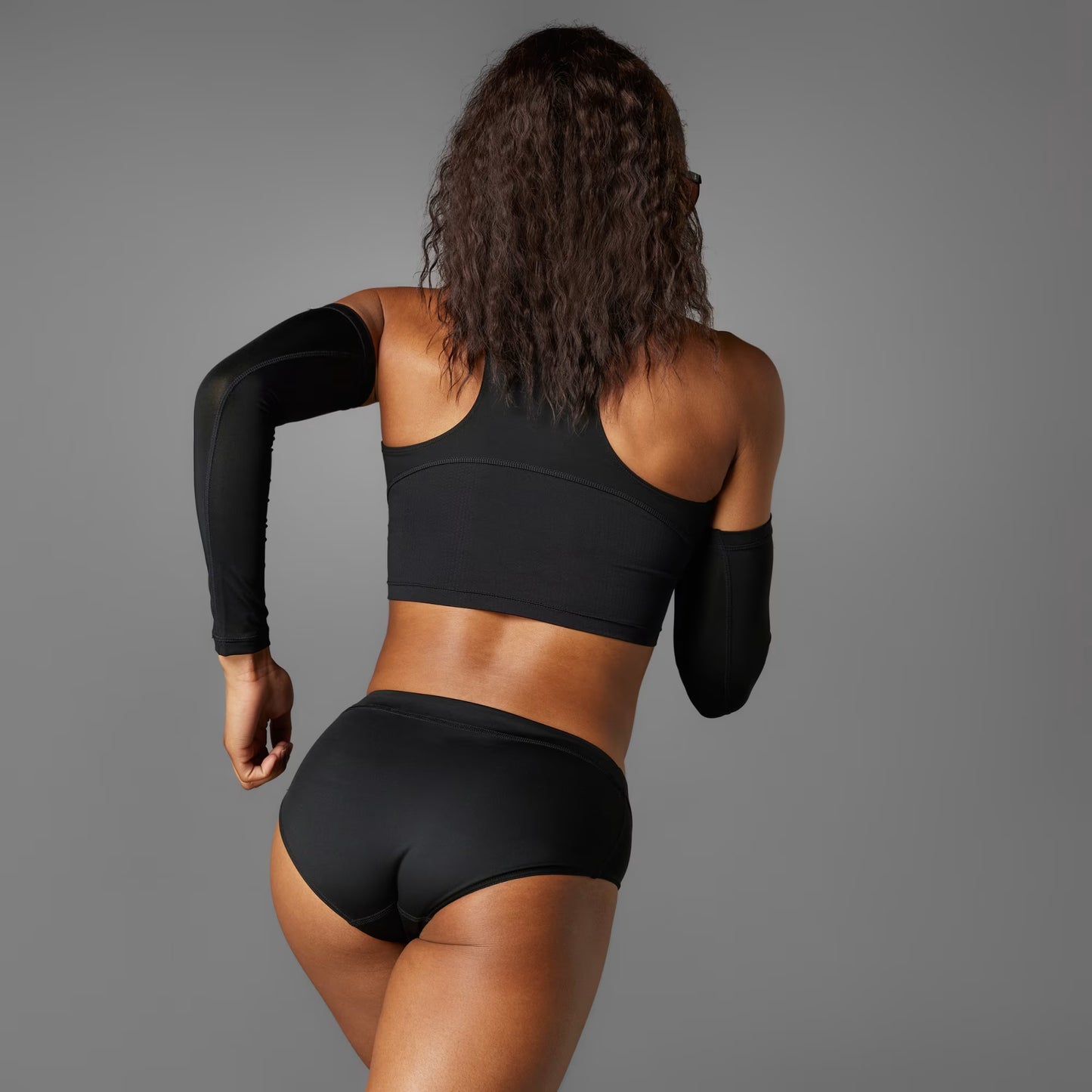 Polera Mujer Corta de Running Adizero Essentials Negra